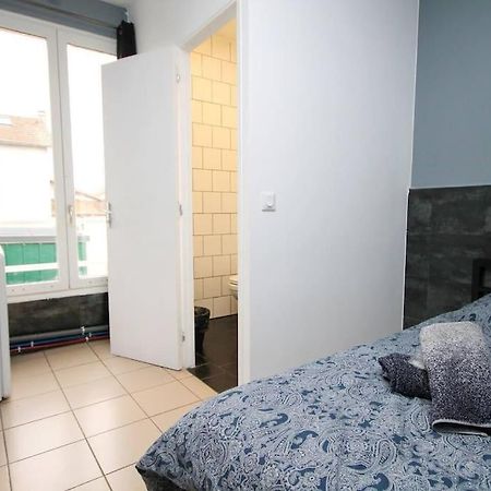 01 - Chambre Avec Lit Double Ideal Jo 2024 Saint-Denis  Exterior foto